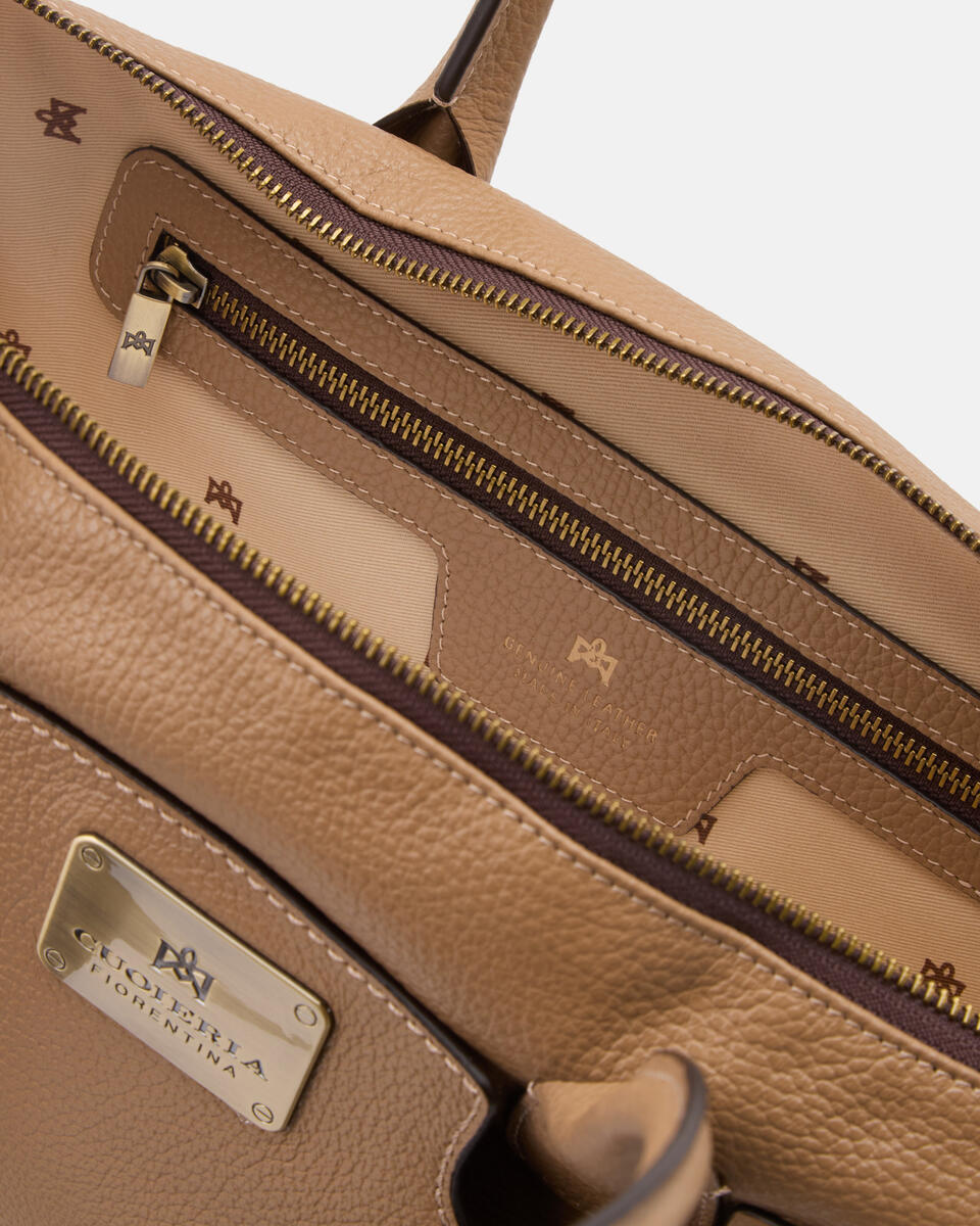 Bella selleria bassethound Desert  - Shopping - Borse Donna - Borse - Cuoieria Fiorentina